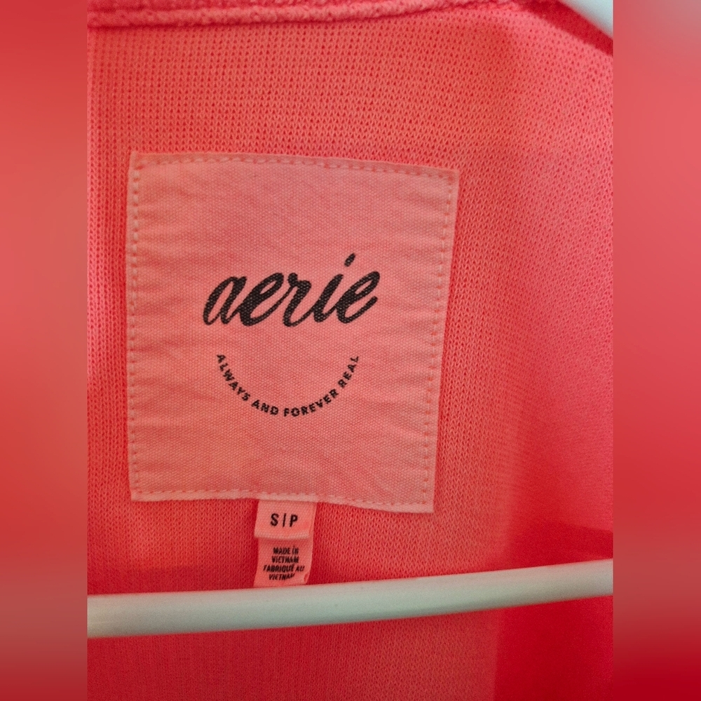 AERIE Wonder Short Sleeved Pink Polo Sweatshirt - Picture 3 of 4